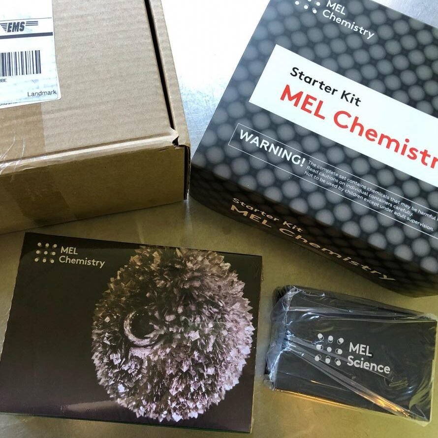 イギリスMEL-SCIENCE社のキットで英語理科実験教室(毎月開催)